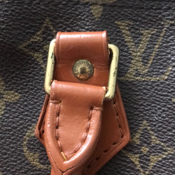 ‼️Sold ‼️100% Authentic Louis Vuitton Alma - Picture 11 of 13